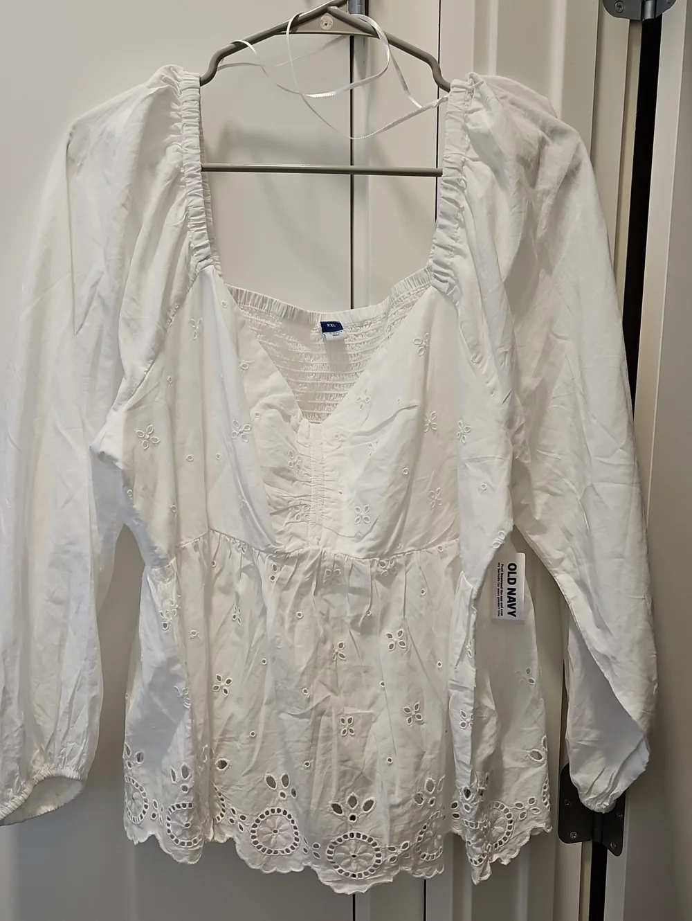 NWT Old Navy White Eyelet Peasant Blouse - Long Sleeve